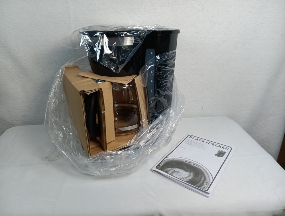 12 Cup Coffee Programable Coffeemaker BLACK+DECKER CM1160B Black Digital Control