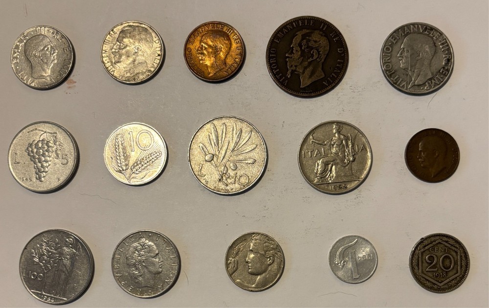 Italy  Collection 15 different coins lot 738