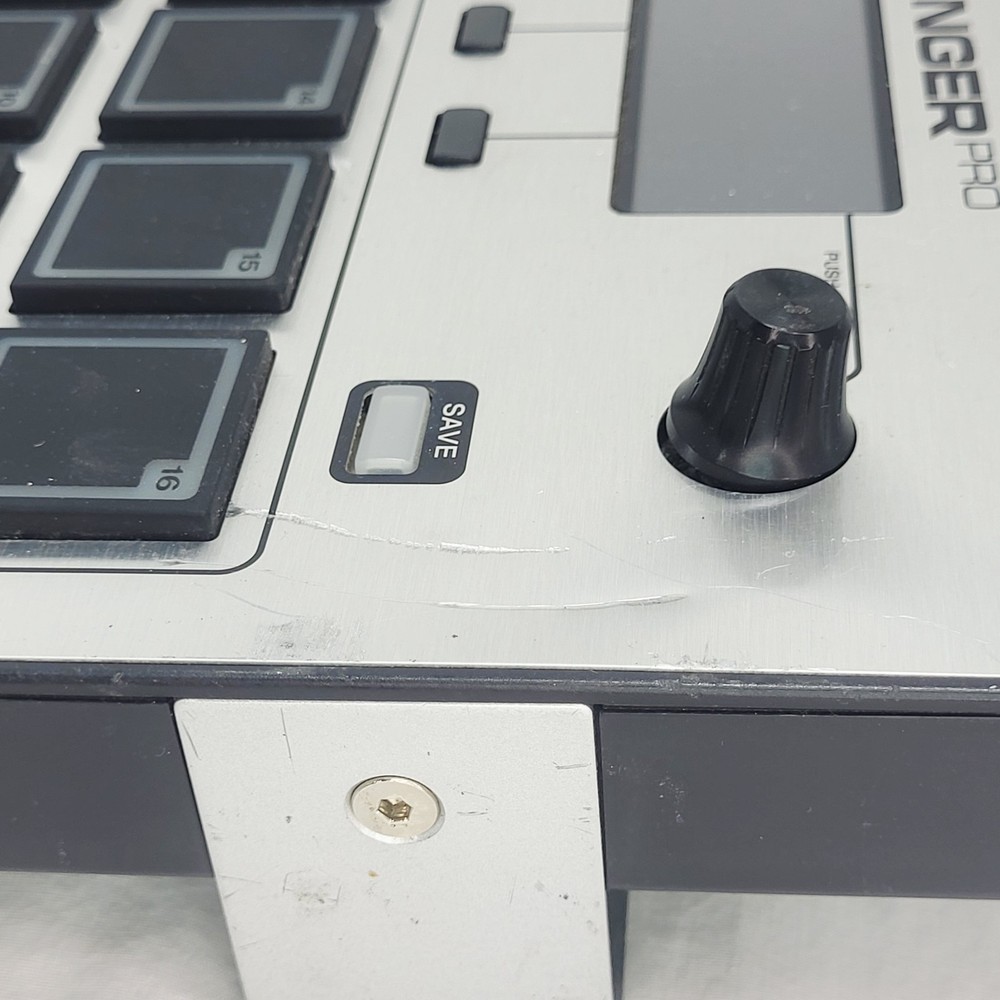 M-AUDIO Trigger Finger Pro MIDI Pad Controller 16 Step Sequencer 64 Sounds+Cords