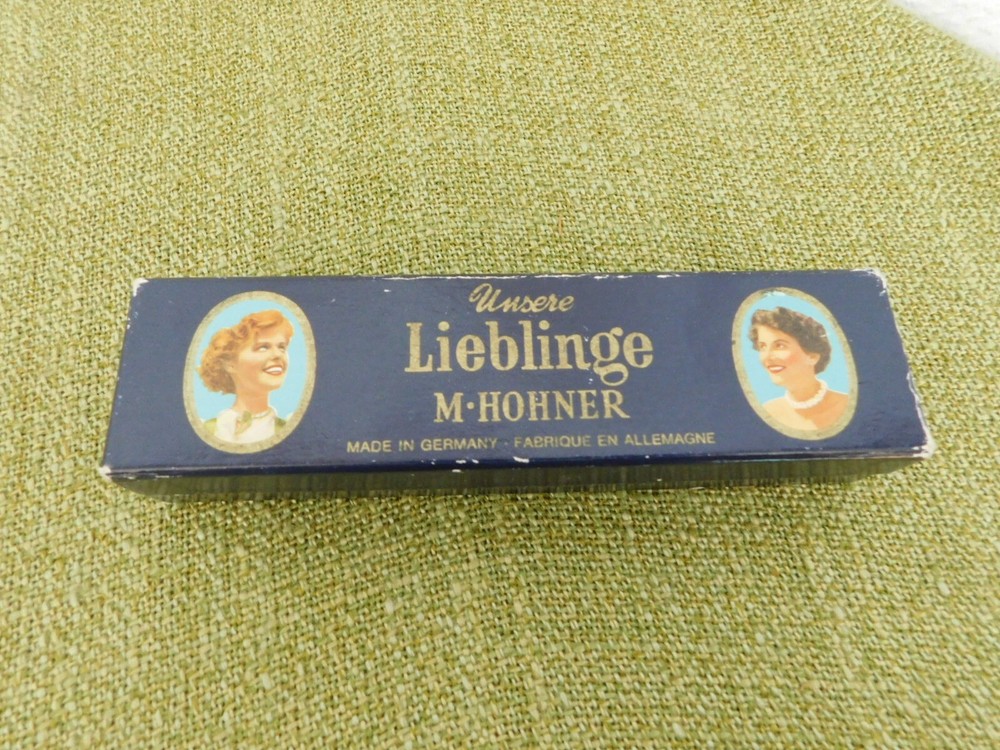 HOHNER Harmonica a Mocca "Our Preferita"! with Case