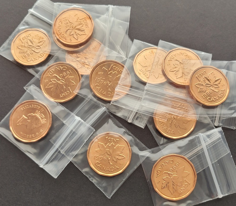 *** CANADA  ONE  CENT  1996  ***  FROM  MINT  ROLL ***