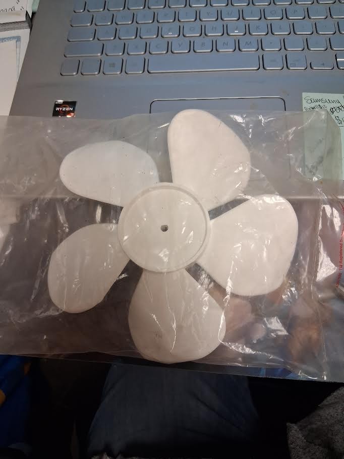 830428 - Whirlpool AC BLADE-FAN