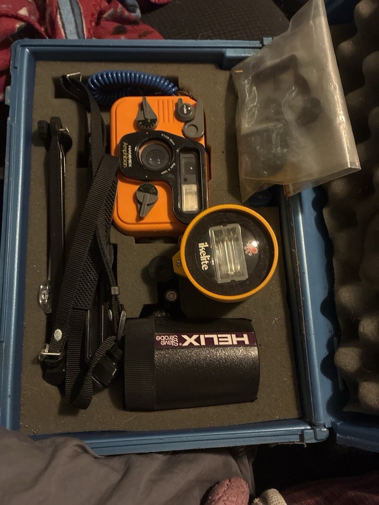 Vintage Underwater Camera Kit –