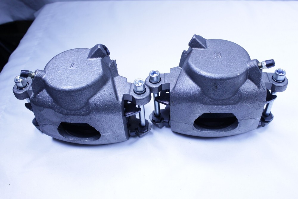 Universal Front Standard 7/16" Brake Caliper Set Fit GM Chevy