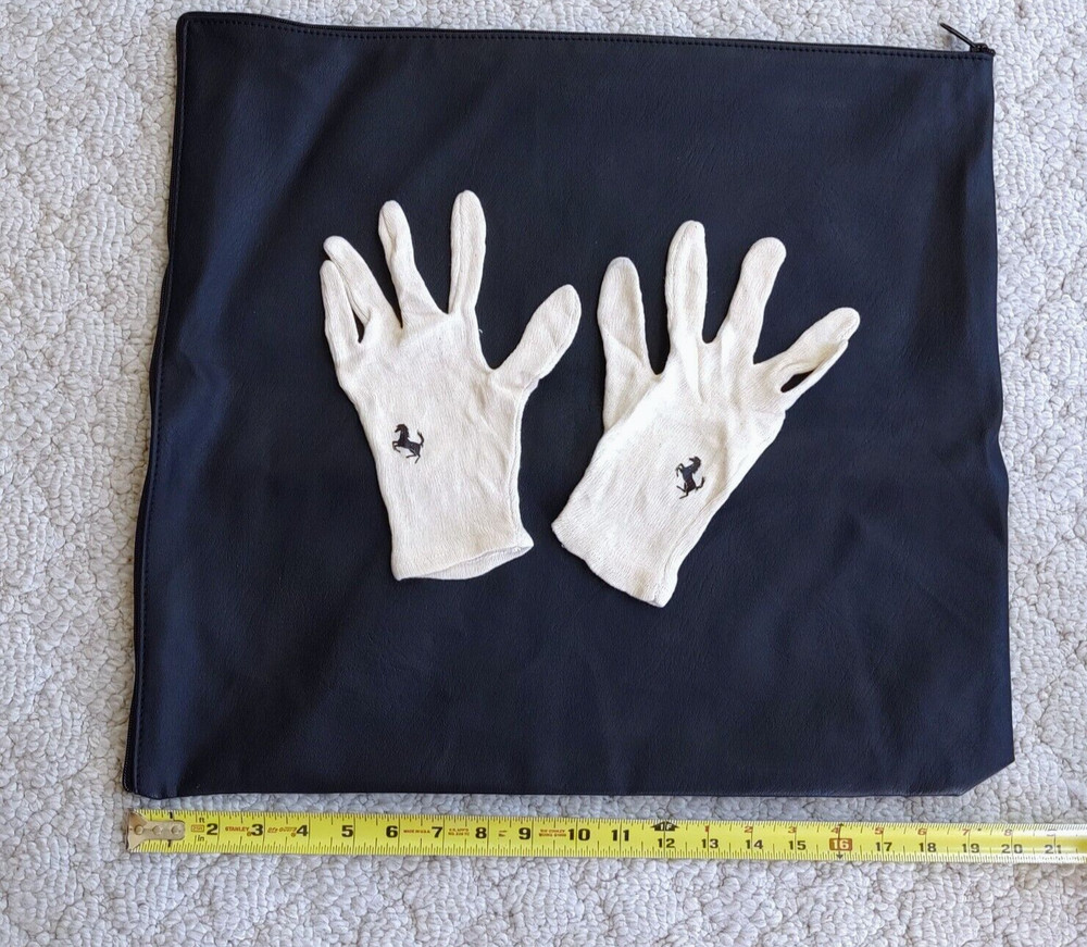 FERRARI BOOT COVER BAG & GLOVES