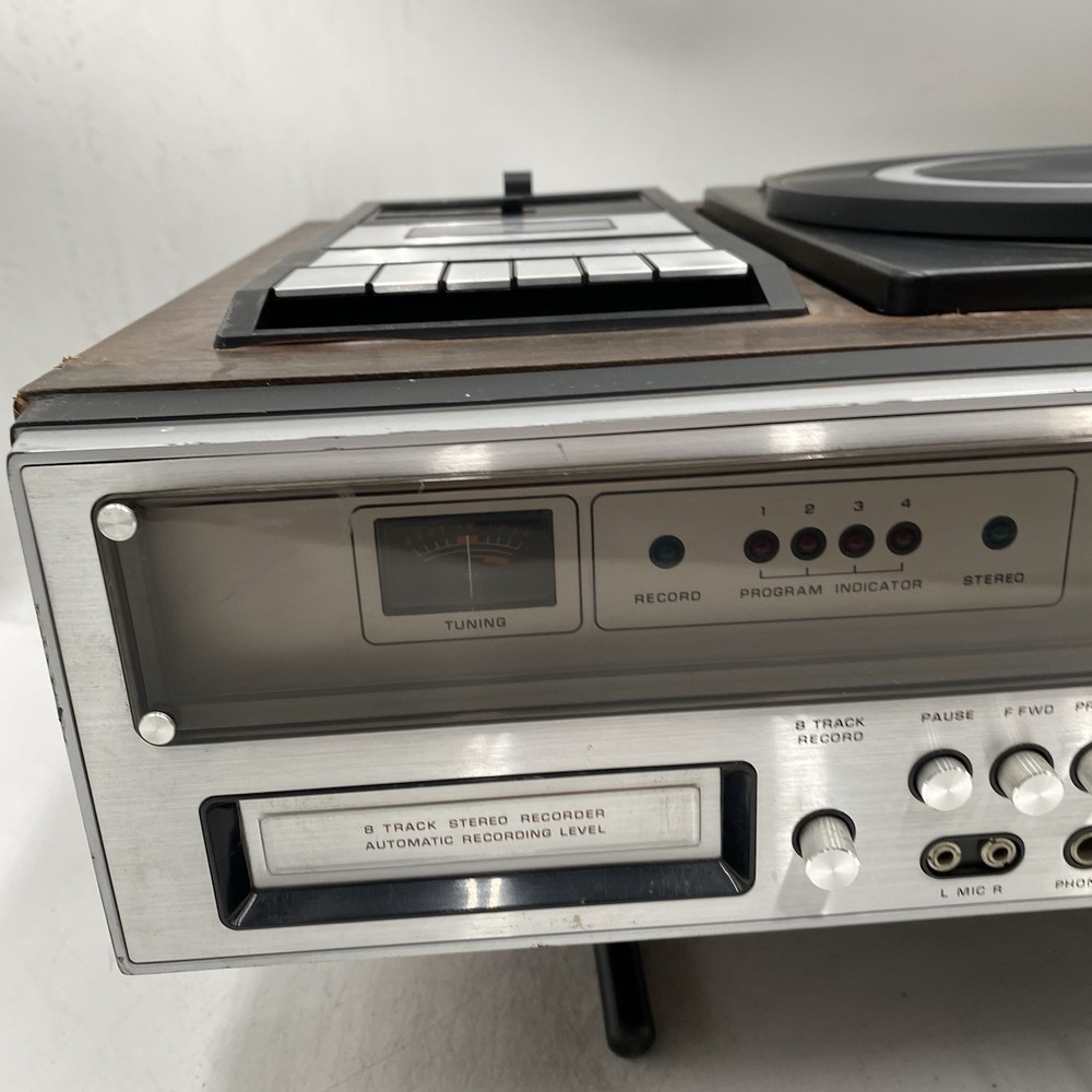 Zenith IS4040 Integrated Stereo System