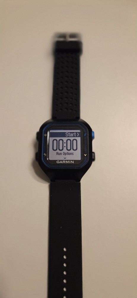 Forerunner 25, with charger