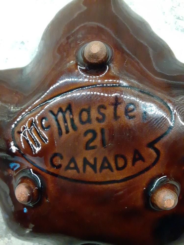 McMaster Craft Pottery No. 21 Maple 🍁 Leaf Trinket Dish Thunder Bay Ont.