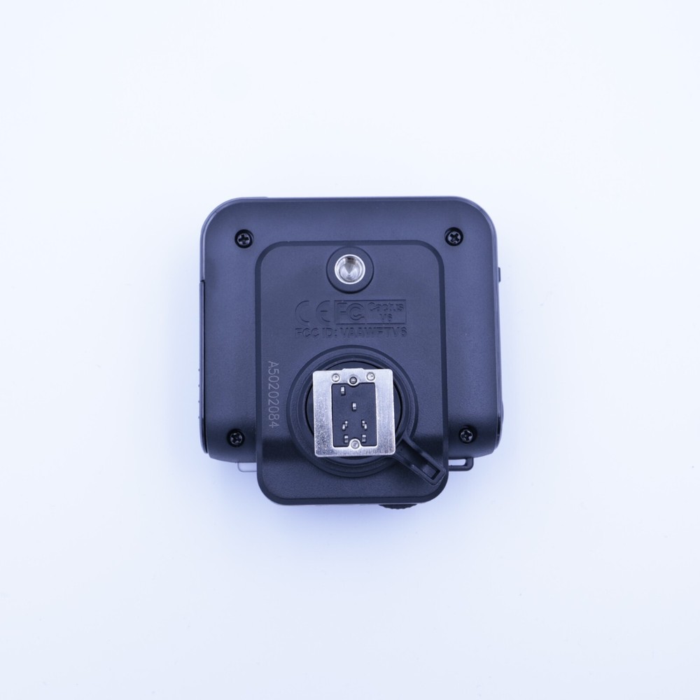 Cactus Wireless Flash Transceiver V6 - Open Box (Missing Mini USB Port Cover)