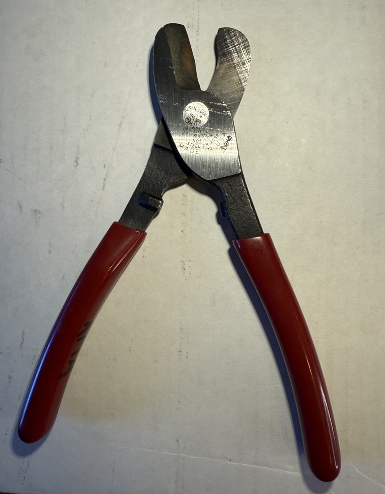 Klein Tools 63055 - 8" Long Compact Cable Cutter Pliers