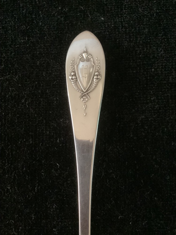 Lunt MOUNT VERNON lunch forks - mono