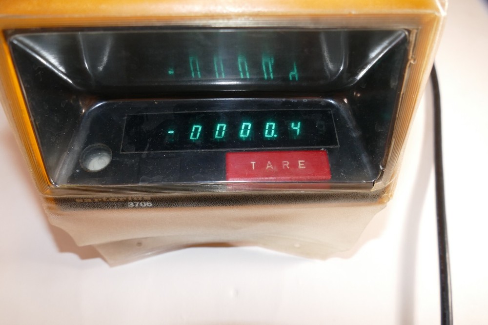 Vintage Sartorius digital lab scale balance 3706