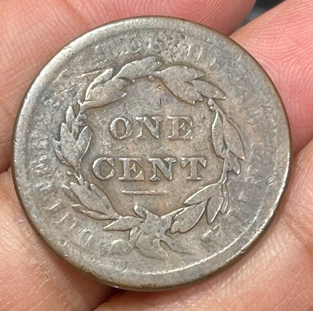 Early Unknown Date US One Cent Coin