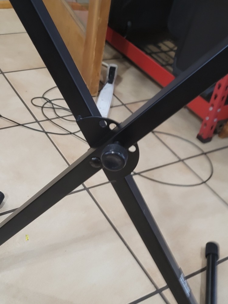 On-Stage KS7190 Single X Keyboard Stand