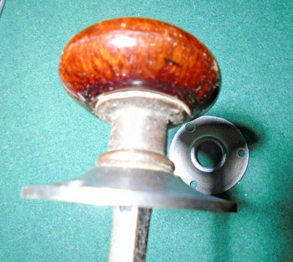 RIM LOCK KNOB ROSETTE / ESCUTCHEON FOR ADAMS McKEE BENNINGTON KNOBS (33248)