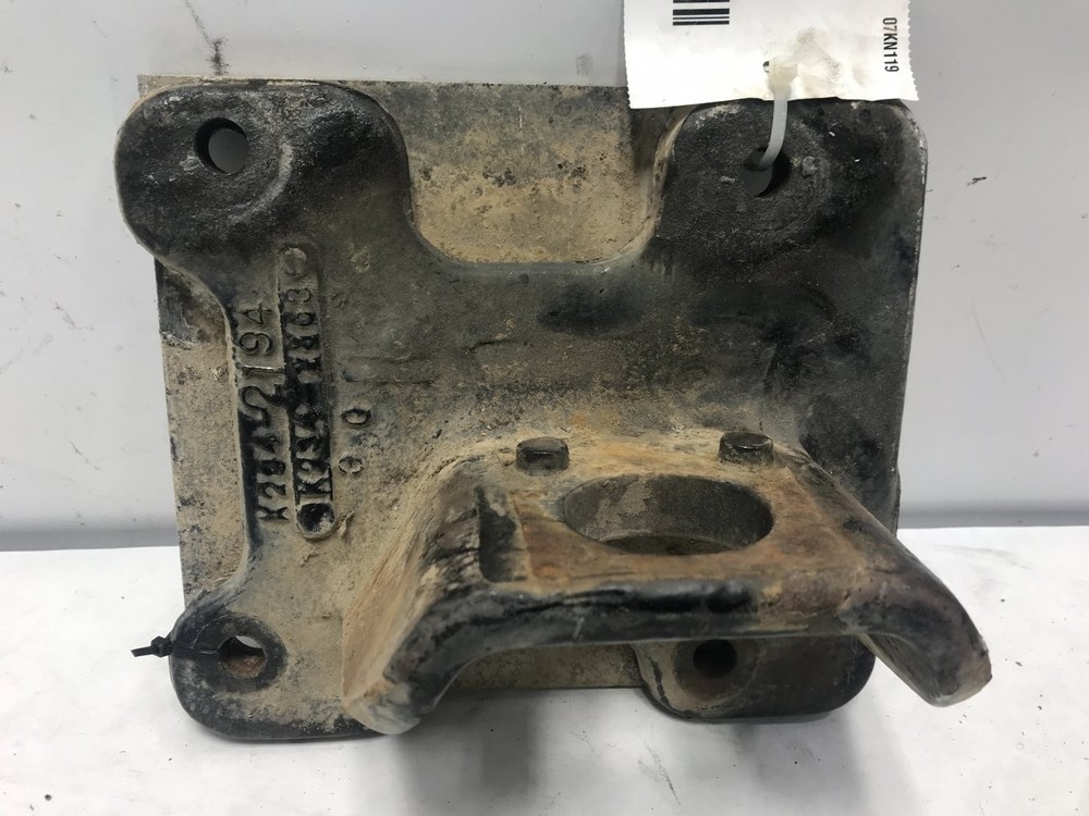 CAT C15 Left/Driver Engine Mount - Used | P/N K2942194