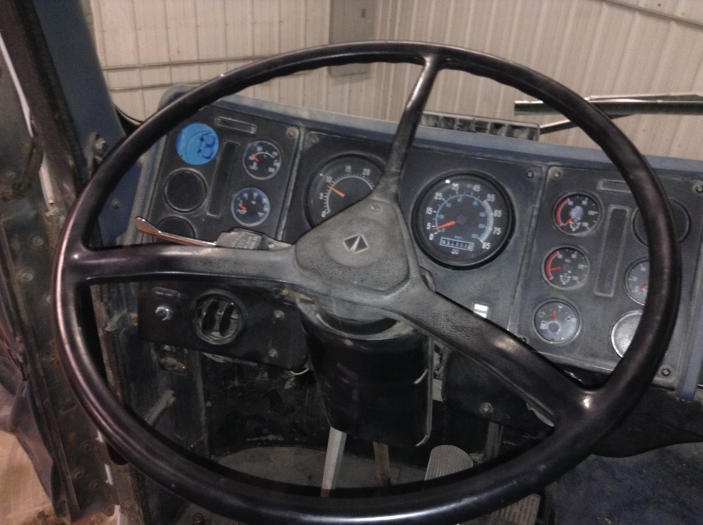 International 9700 Steering Column - Used