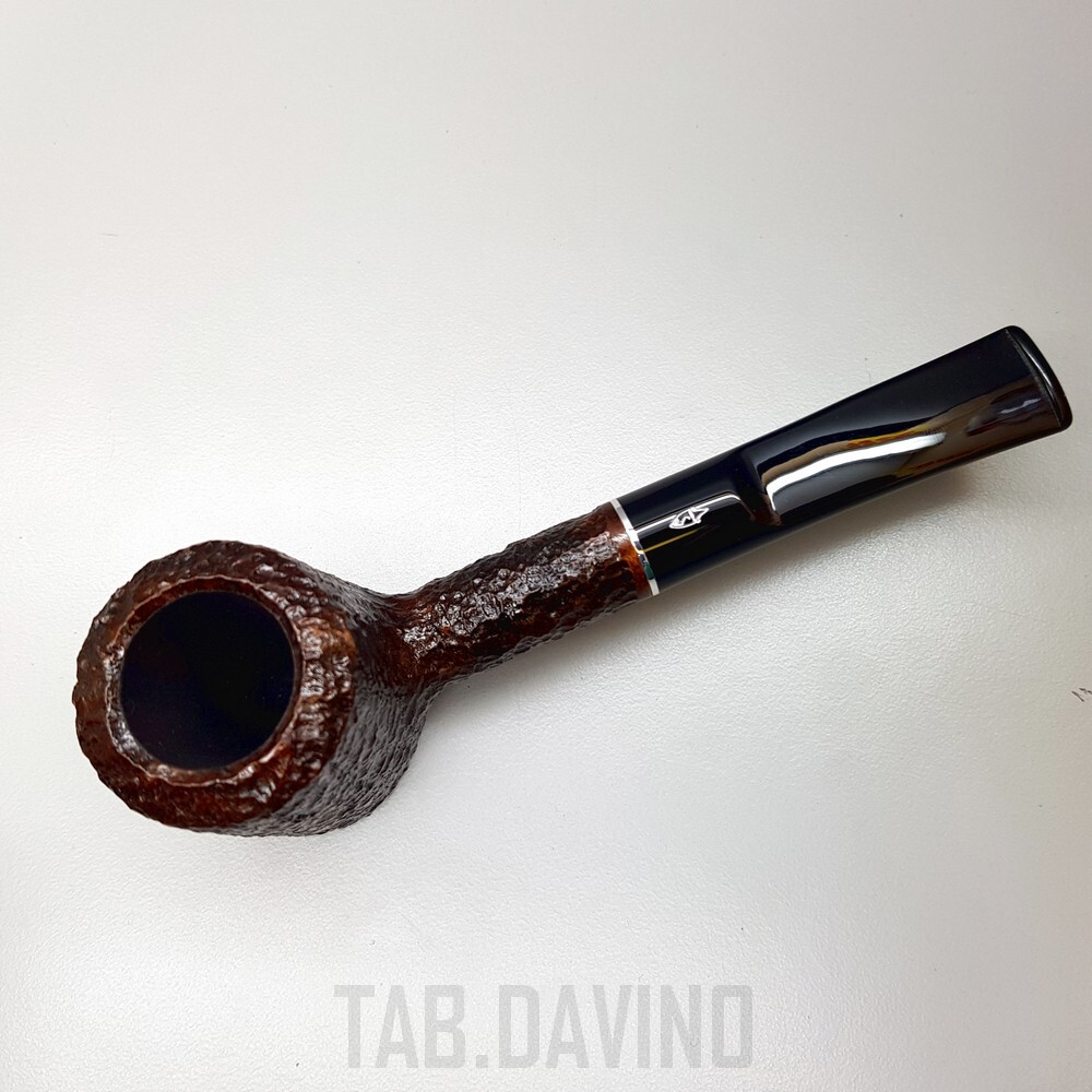 SAVINELLI THREE 310 KS RUSTICATED PIPE MADE IN ITALY