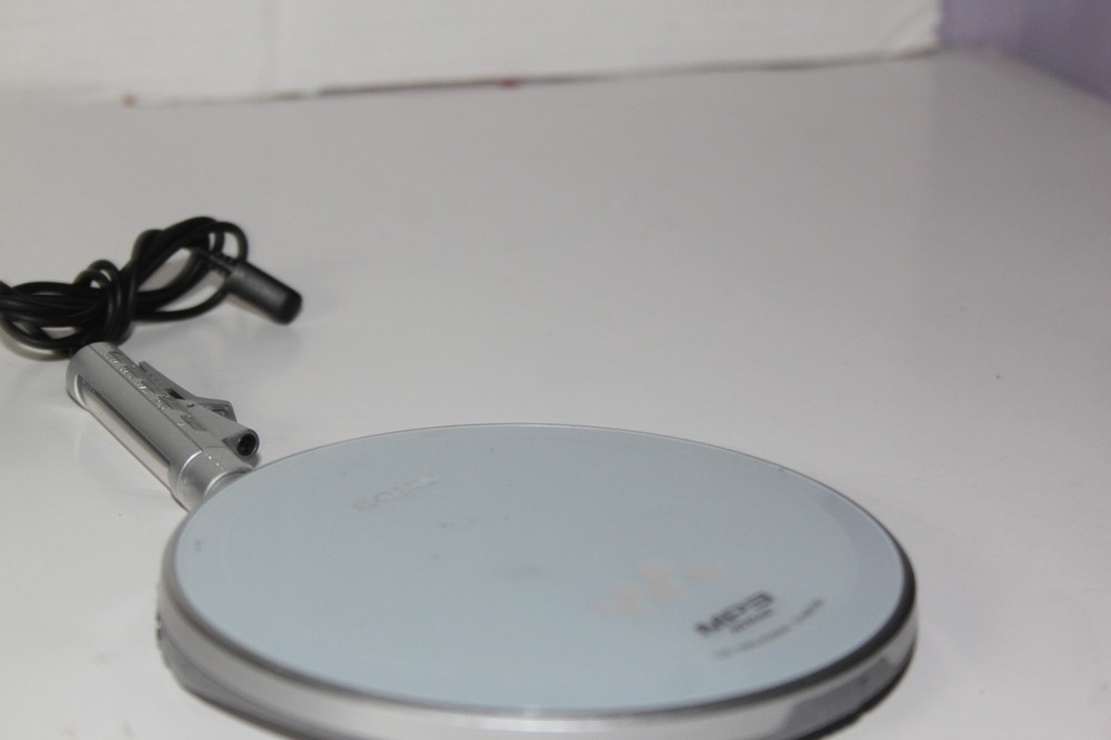 Sony D-NE730 MP3 Atrac CD Player