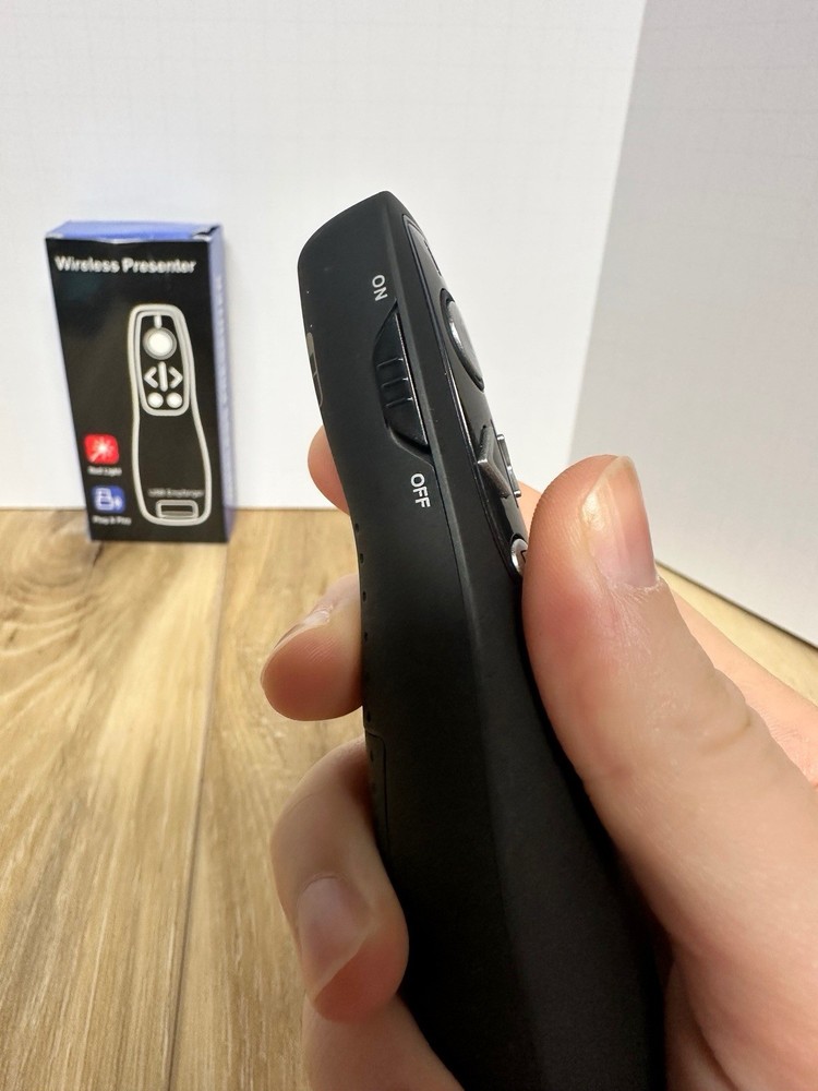 2-in-1 USB Type C Presentation Clicker Wireless Presenter Remote for PowerPoint