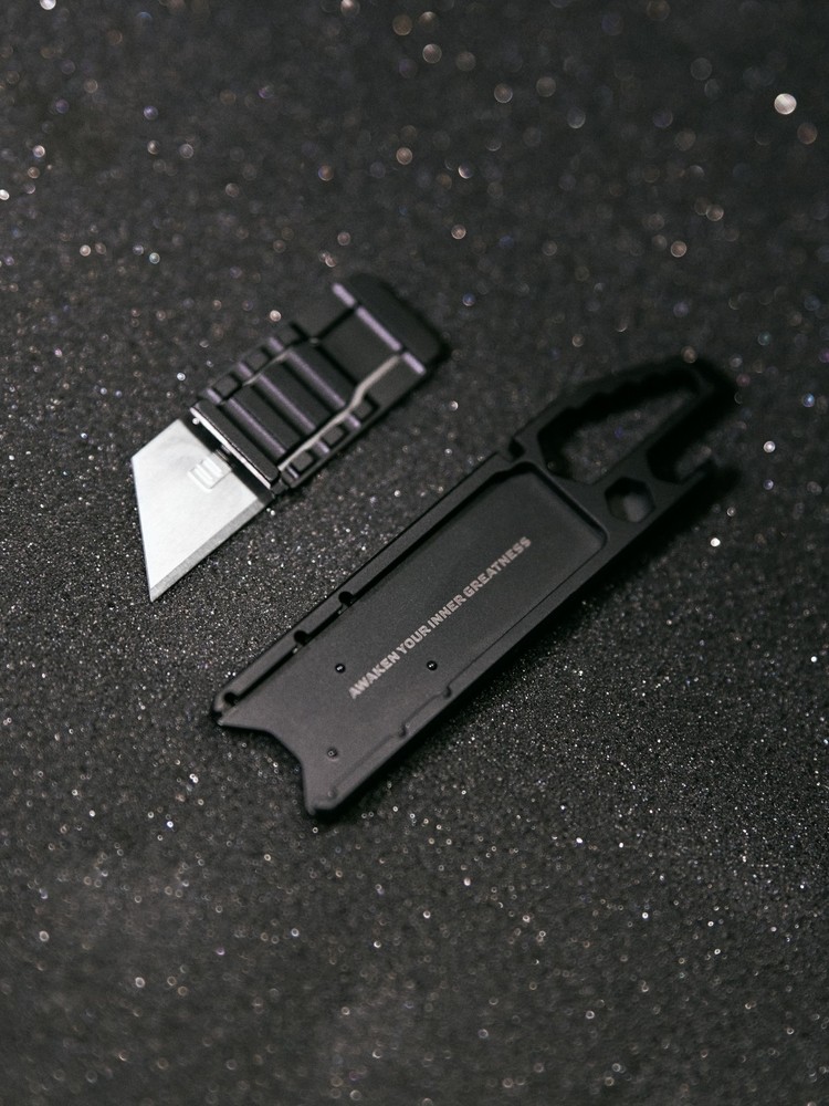 Your Everything Utility Knife | 7-in-1 Multitool | Pocket Sized | EDC | Titanium