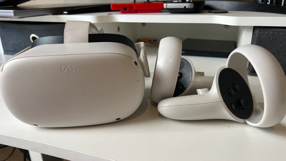 Meta Quest 2 Oculus VR Headset 128 GB