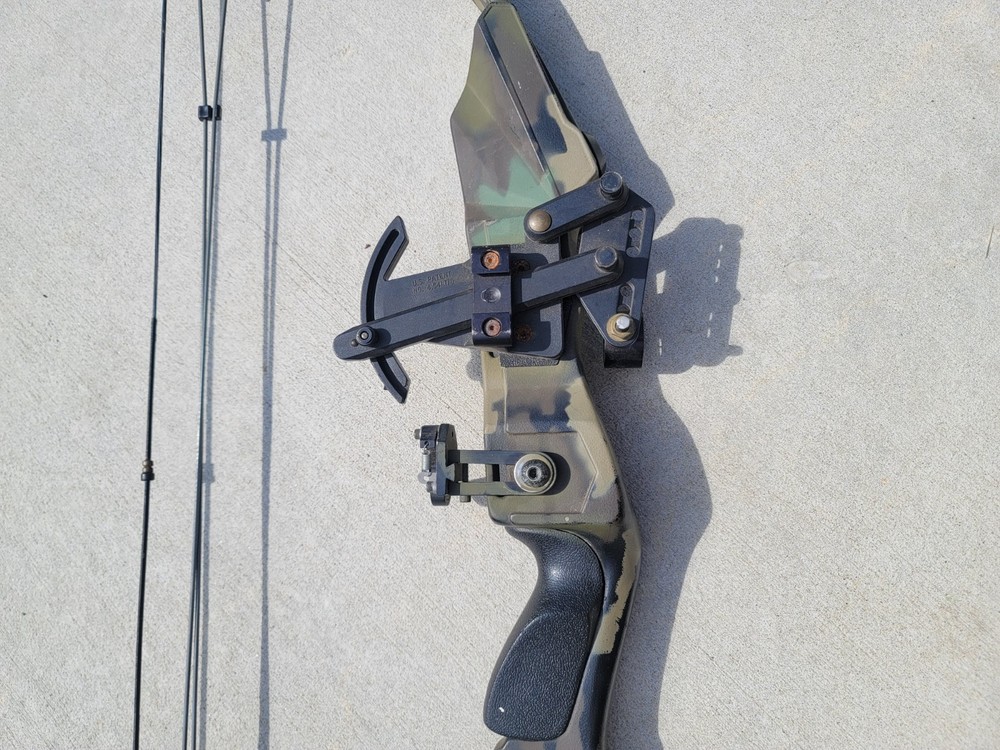 PSE Graphite Fireflite Elite Series Compound Bow