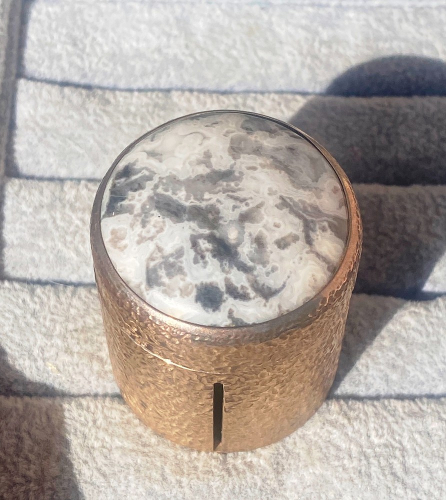 Vintage Sterling Silver Hand Hammered Agate Stamp Box