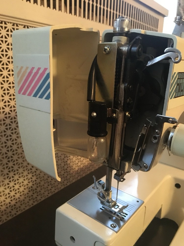 Electric White Jeans Machine Sewing Machine