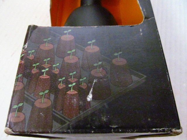 Fiskars Soil Block Maker Creates Stand-Alone Soil Blocks