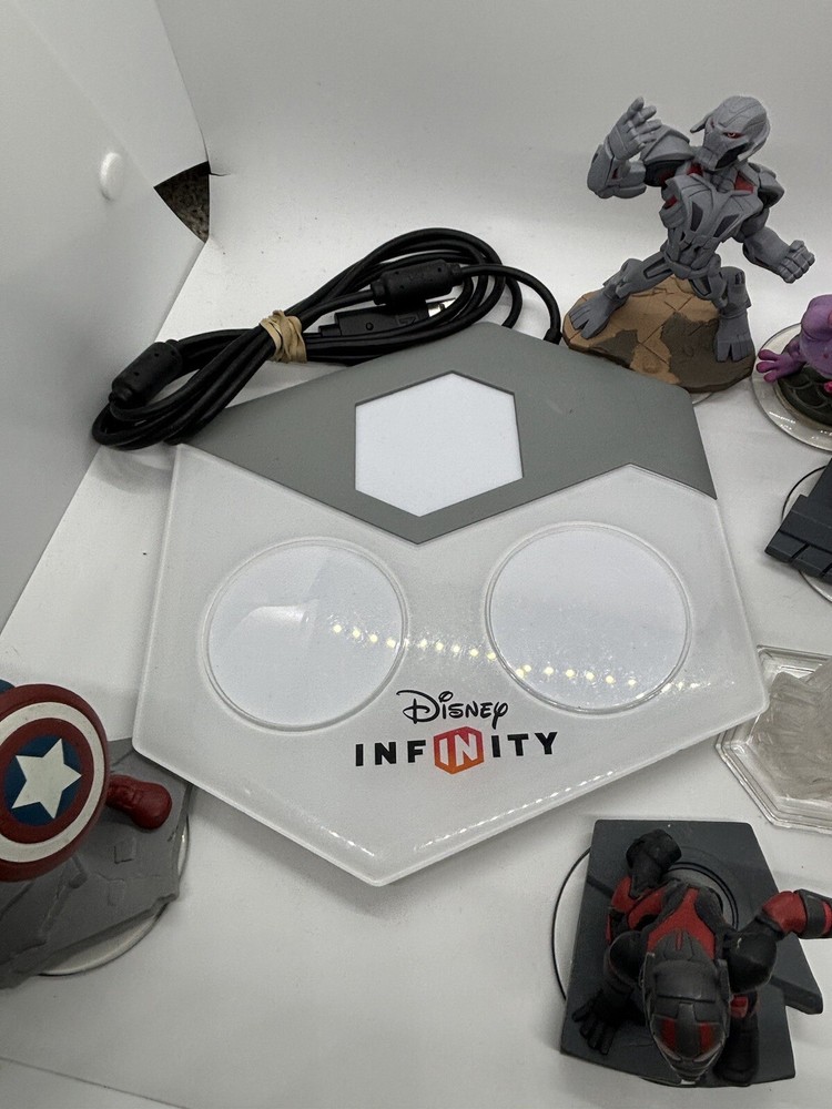 Disney Infinity Interactive Figures. Marvel