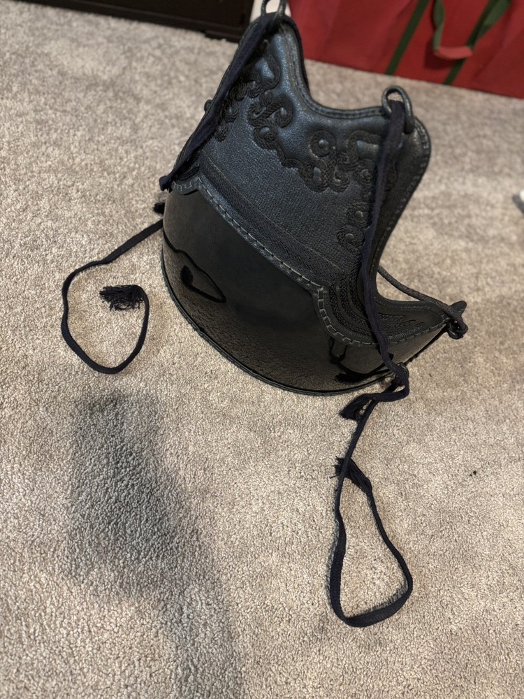 Full Set Kendo Armor with Stand - Size Large