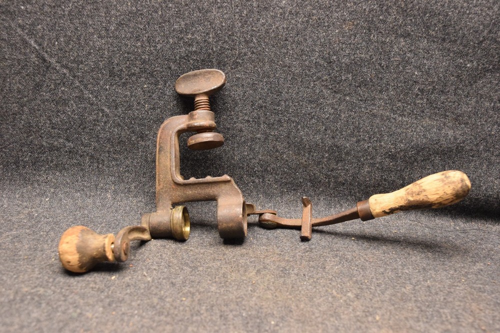 Vintage Reloading Tools From Old Winchester Wooden Box