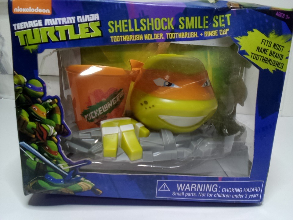TMNT Shellshock Smile Set Michelangelo Toothbrush Holder & Rinse Cup Set