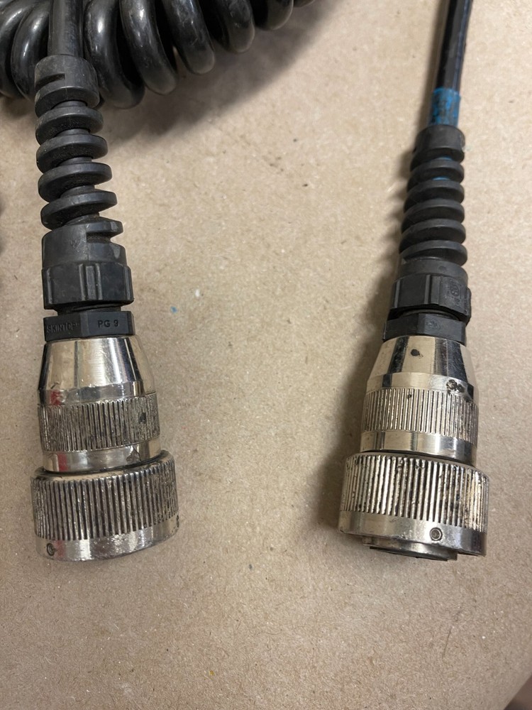 MOBA Coiled Connecting Cable