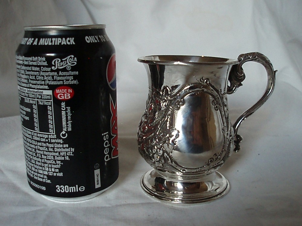 VINE LEAF MUG EDWARDIAN STERLING SILVER BIRMINGHAM 1904