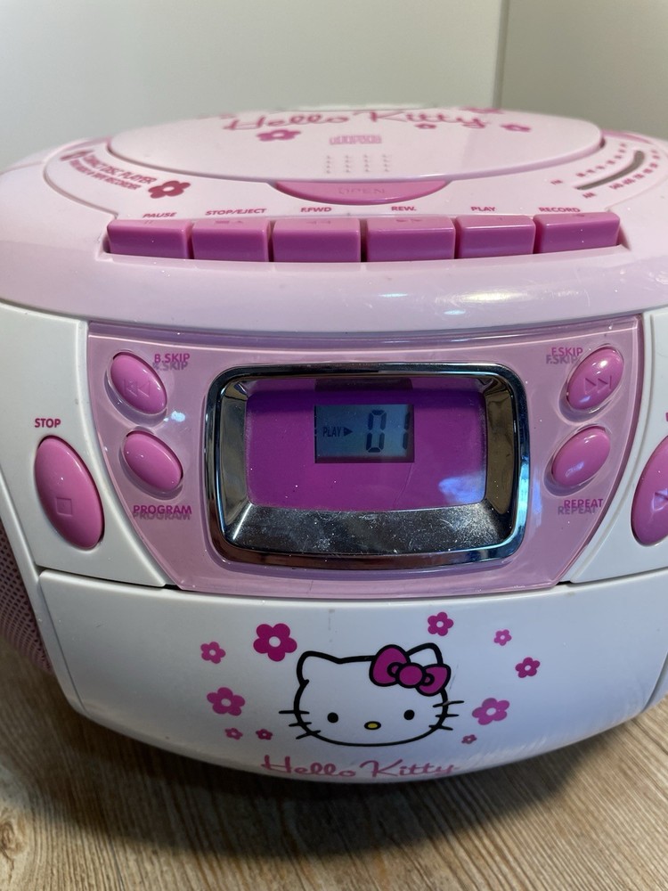 Hello Kitty 2008 KT2028H AM/FM Stereo CD Cassette Recorder