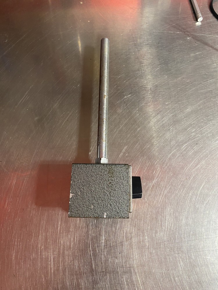 Mitutoyo 7012 Magnetic Base Stand