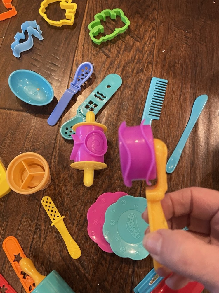 Crayola Mega Pack Doh W/Extras