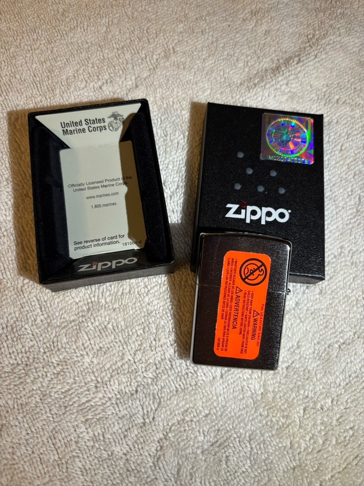 **NEW** US Marine Corps Emblem Chrome Zippo Lighter