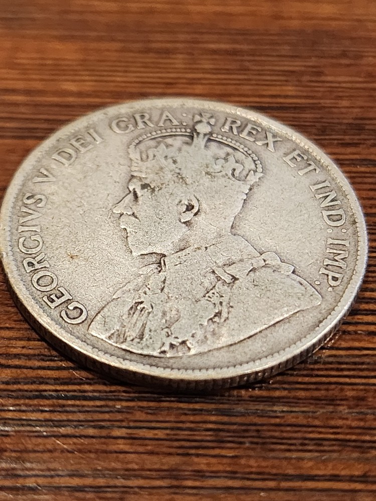 1918 Canada 50 Cents Silver Coin