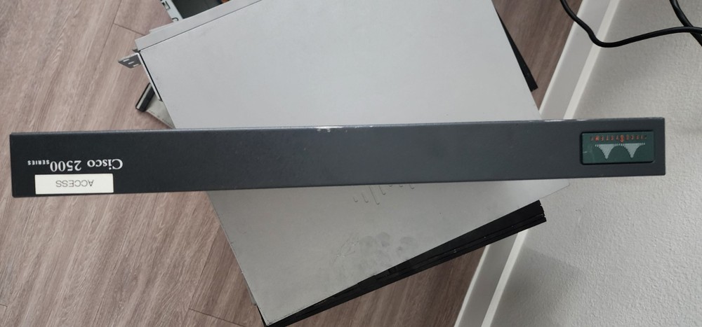 Cisco 2511
