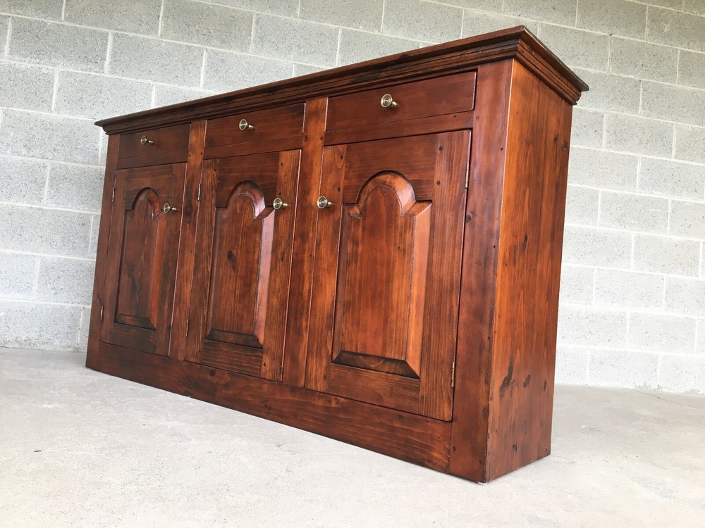 BUCKS COUNTY COLLECTION RUSTIC KNOTTY PINE BUFFET - SIDEBOARD