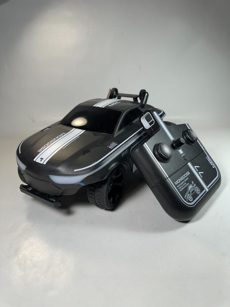 Sharper Image RC Stunt Car: Stunt Mongoose