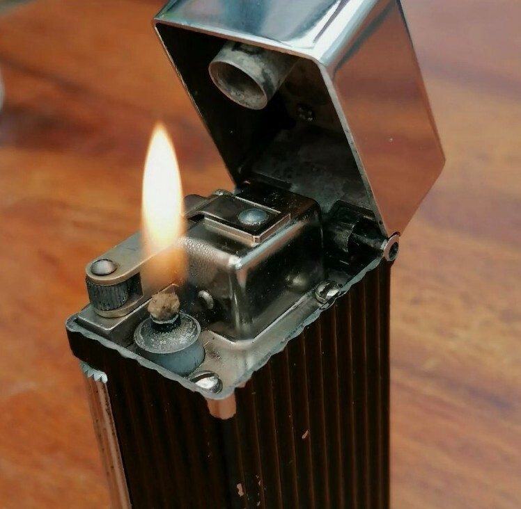 Vintage Parker/Dunhill Table Lighter Excellent condition