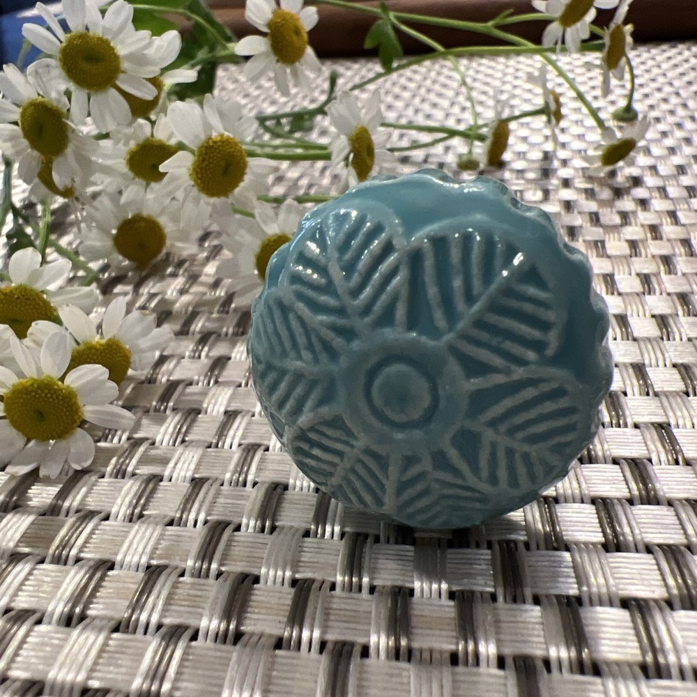 Ceramic (1) Knob Blue EXCELLENT