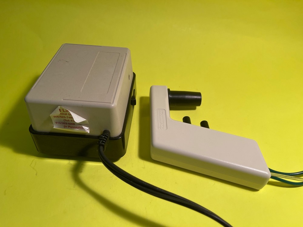 Drummond Pipette Aid with Pump - Used