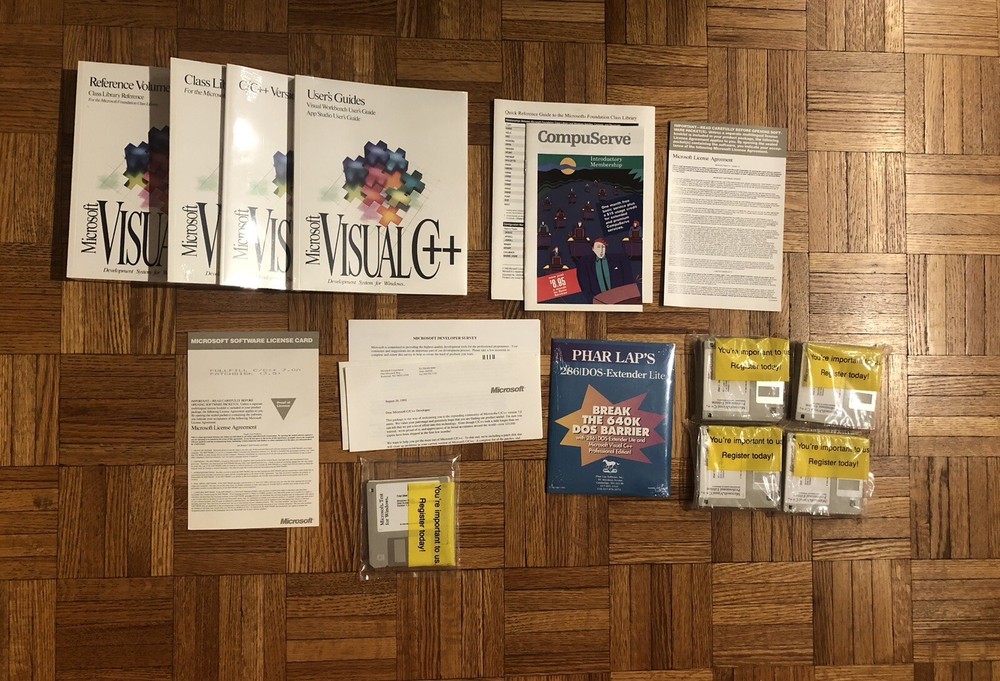 Microsoft Visual C++ 1.0 Professional Edition w/ Version 7.0 Update & Manuals