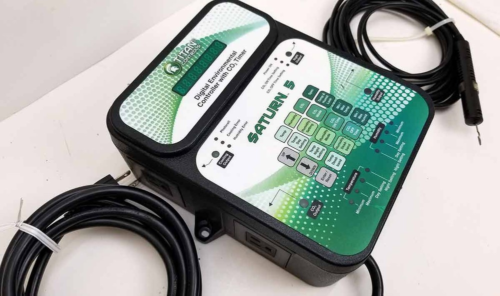 Titan Controls Saturn 5 Digital Environmental Controller, Classic Series