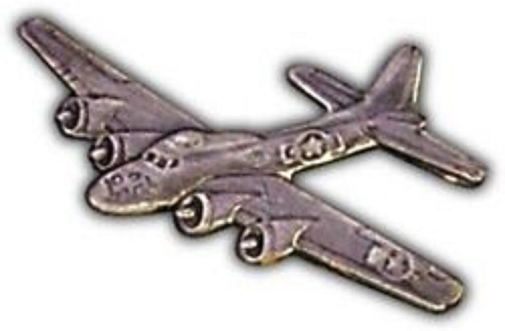AIR FORCE B-17 FLYING FORTRESS  FIGHTER PLANE PIN